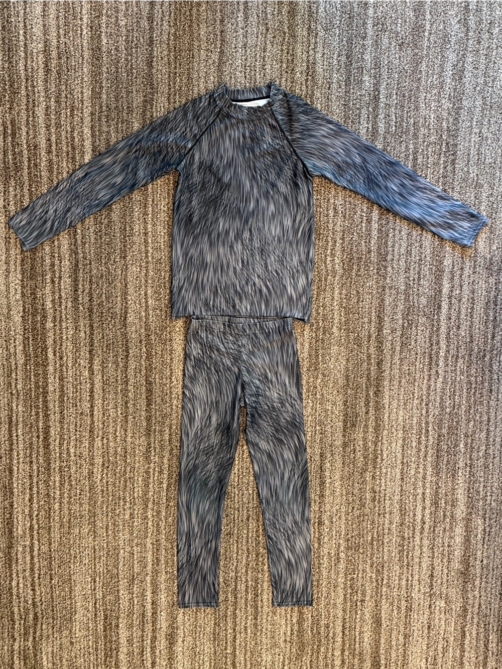 Kids Size 8 Grey Wolf Fur Print Activewear Costume Shirt and Leggings Set